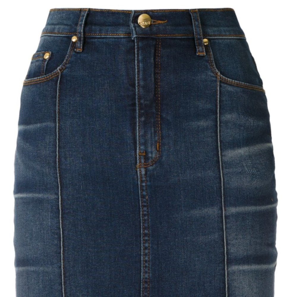 Amapó- High Waisted Denim Skirt